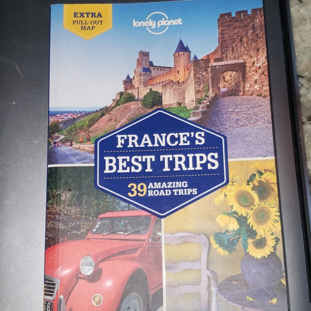 Travel Book France's Best Trips
